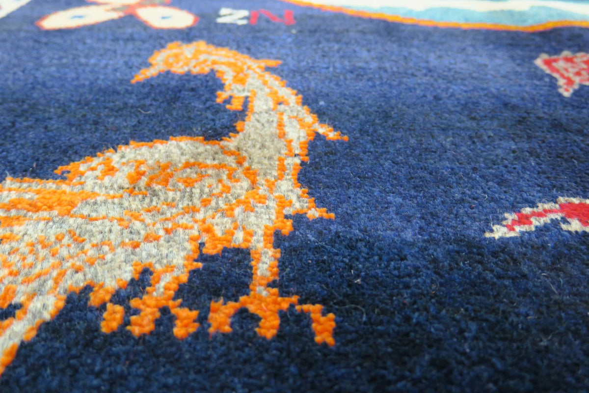 3' 5" x 5' 7" Persian Shiraz Rug