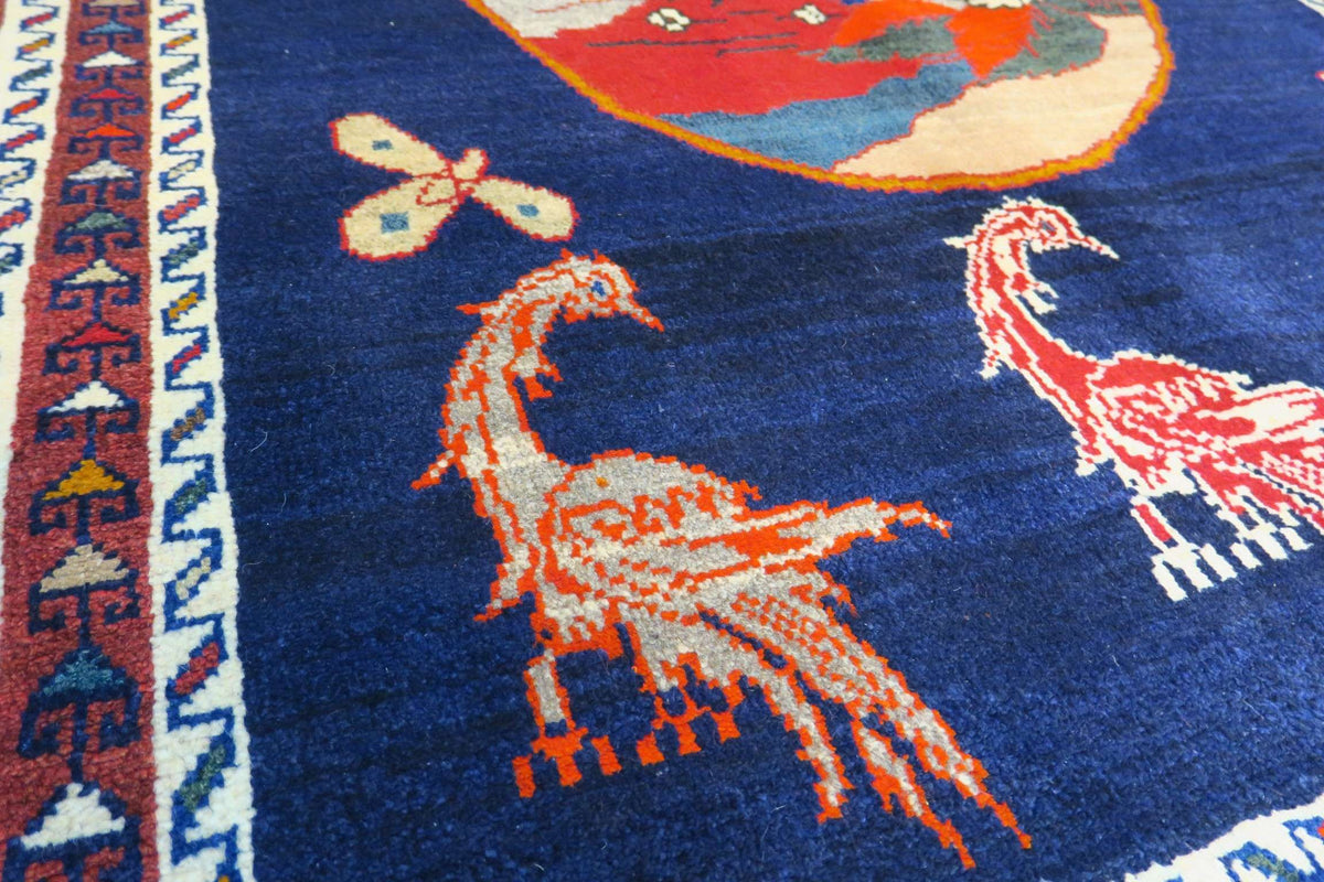 3' 5" x 5' 7" Persian Shiraz Rug