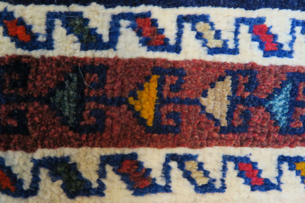 3' 5" x 5' 7" Persian Shiraz Rug