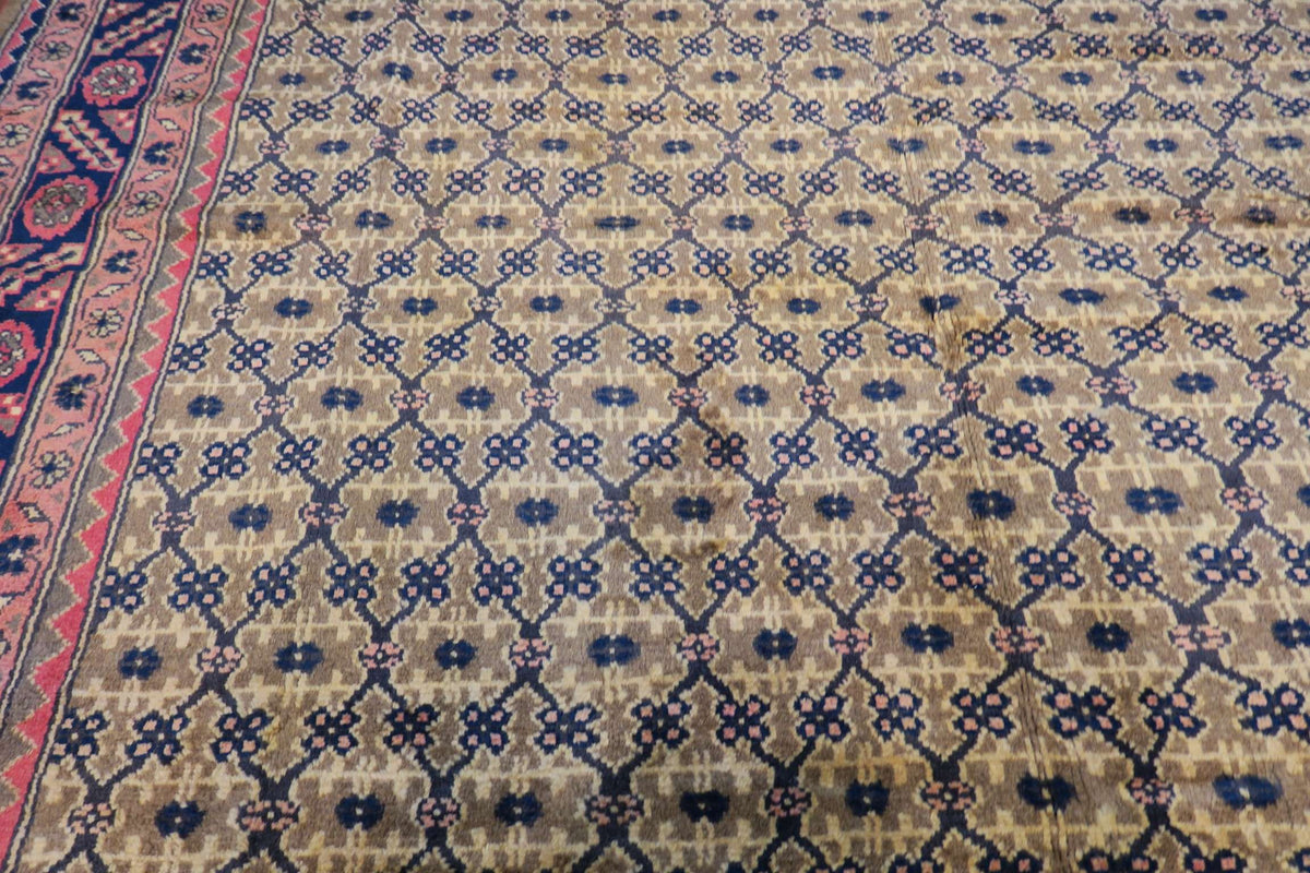 7' 2" x 10' 1" Persian Kolyaei Rug