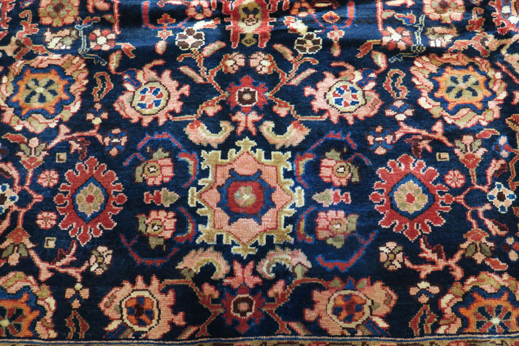6' 9" x 9' 9" Persian Hamadan Rug