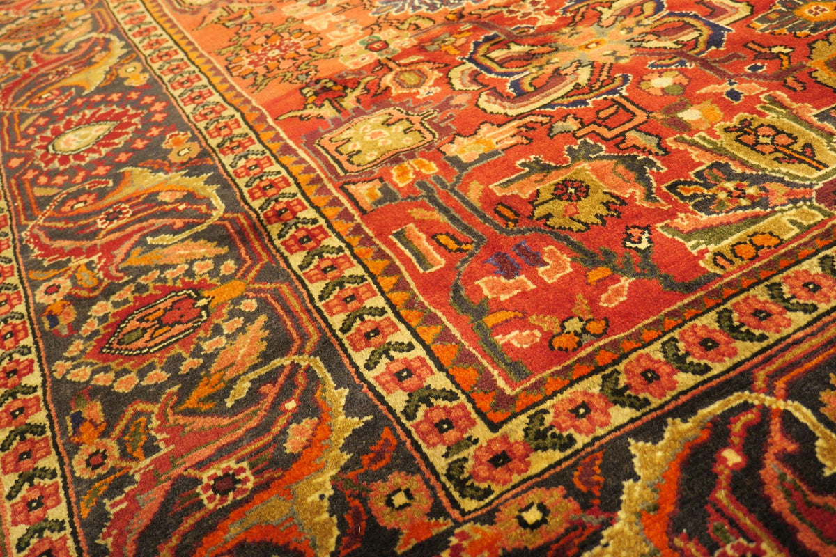 7' 0" x 9' 5" Persian Hamadan Rug