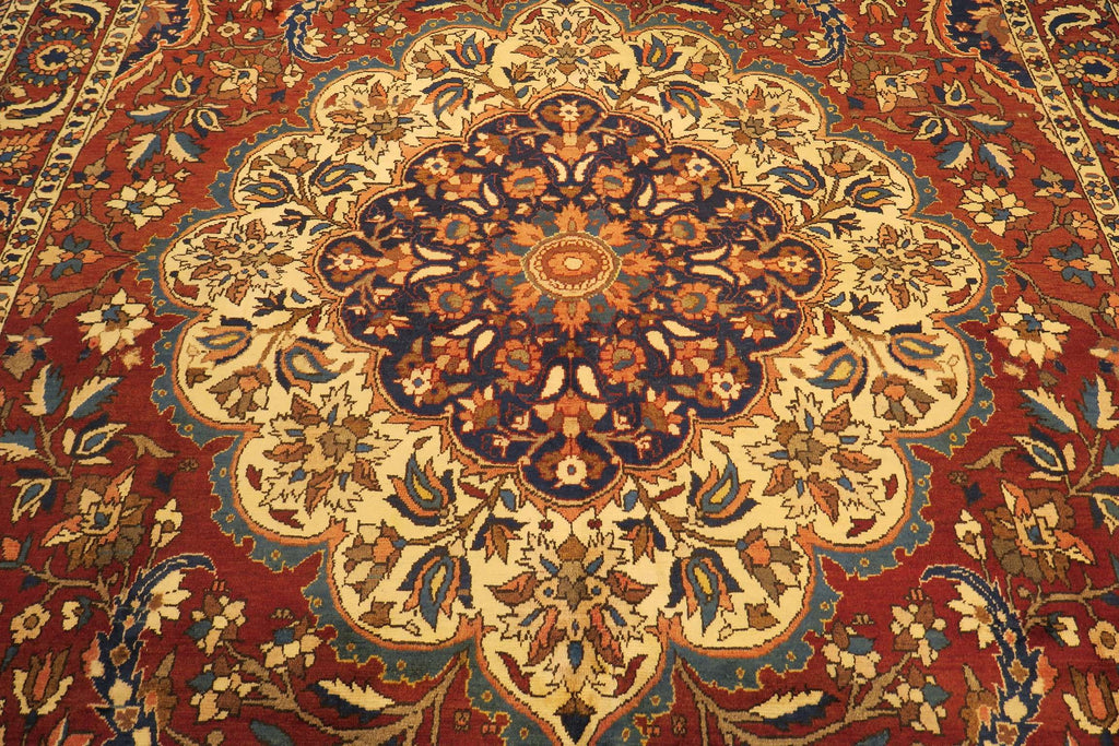 6' 9" x 11' 1" Vintage Bakhtiar Rug