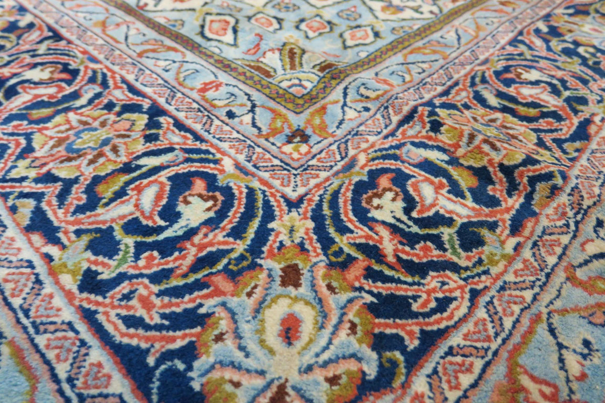 3' 6" x 5' 1" Persian Sarouk Rug