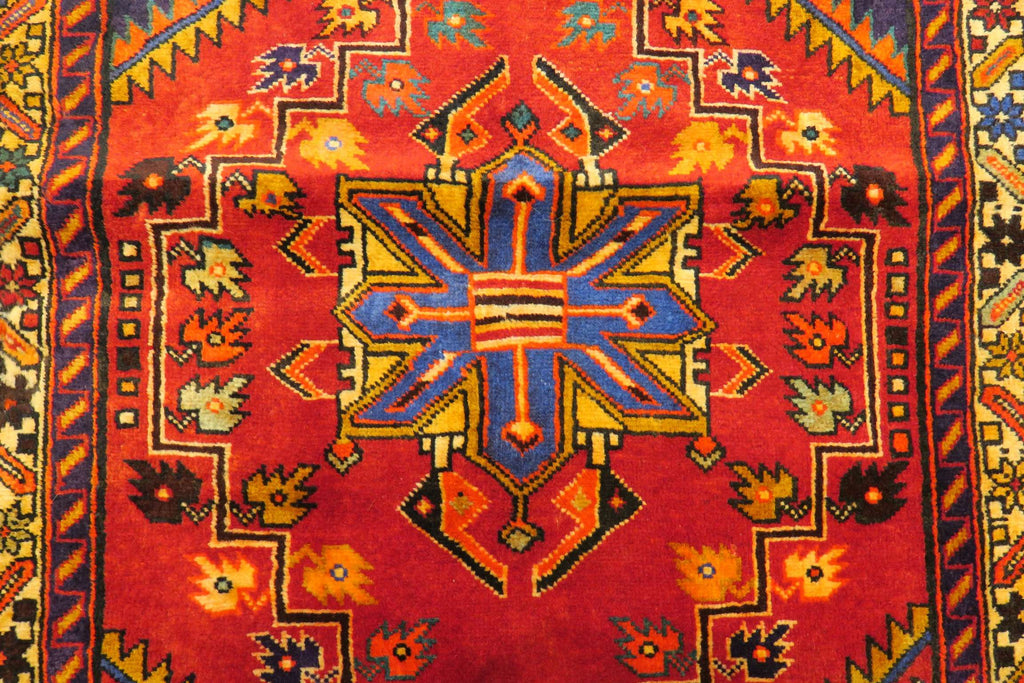 2' 8" x 10' 0" Persian Ardabil Runner