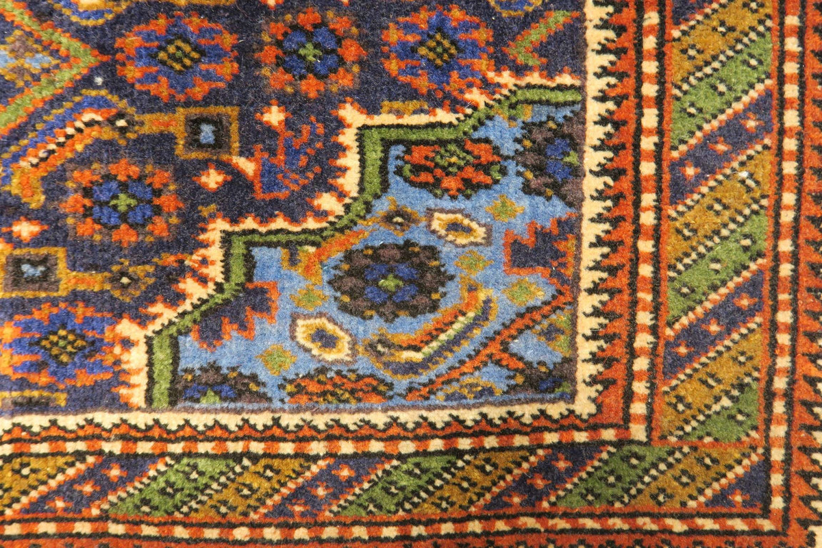 2' 6" x 3' 6" Persian Ardabil Rug