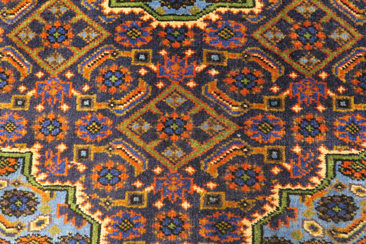 2' 6" x 3' 6" Persian Ardabil Rug