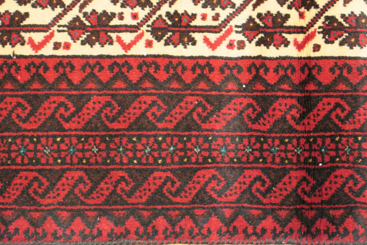 3'2'' x 8'5'' Persian Baluch Runner