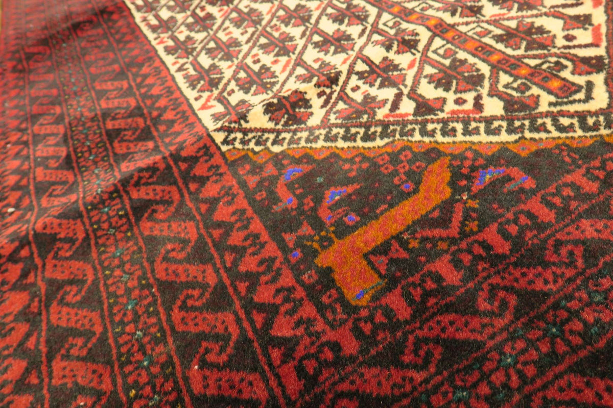 3'2'' x 8'5'' Persian Baluch Runner