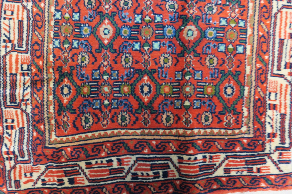 2' 7" x 9' 8" Persian Hamadan Runner