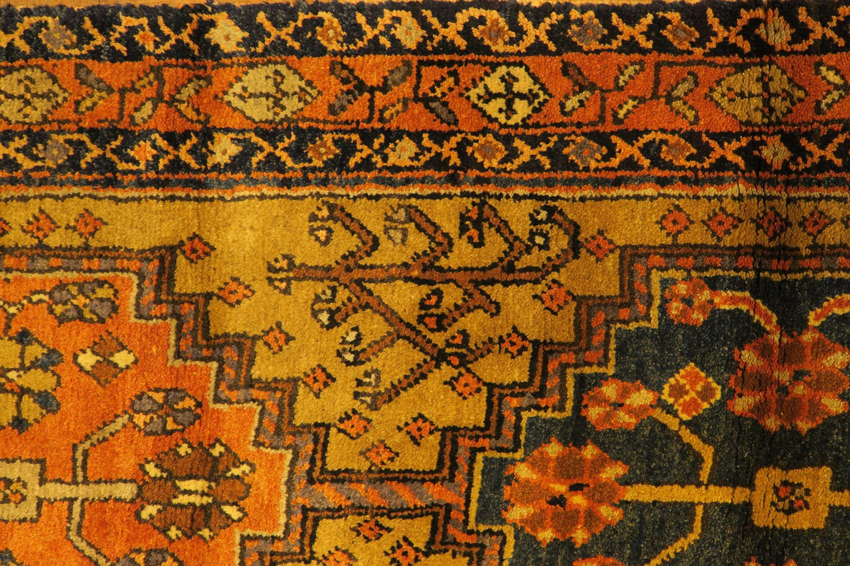 2'8'' x 14'7'' Persian Ardabil Runner
