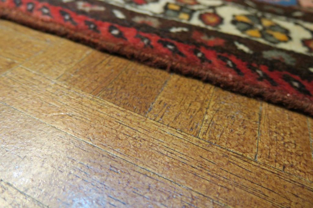 3' 6" x 5' 2" Persian Hamadan Rug