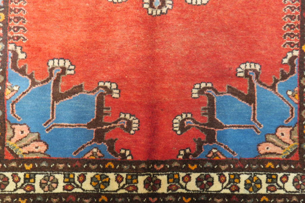 3' 6" x 5' 2" Persian Hamadan Rug