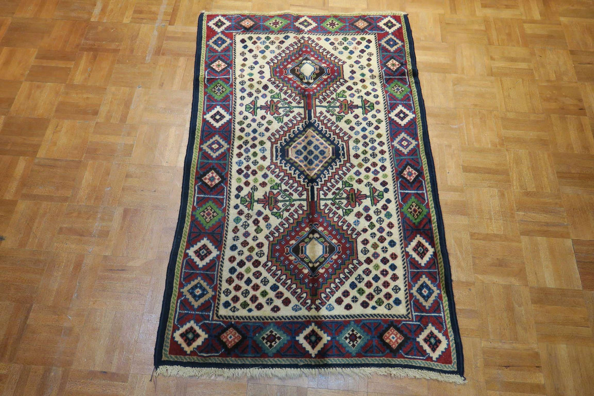 2' 6" x 4' 3" Persian Yalameh Rug