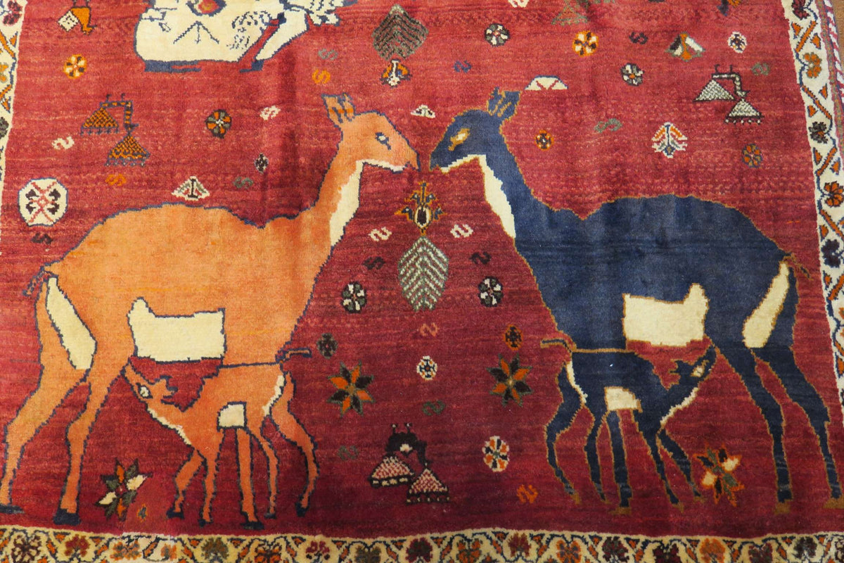 4' 1" x 6' 7" Persian Shiraz Rug