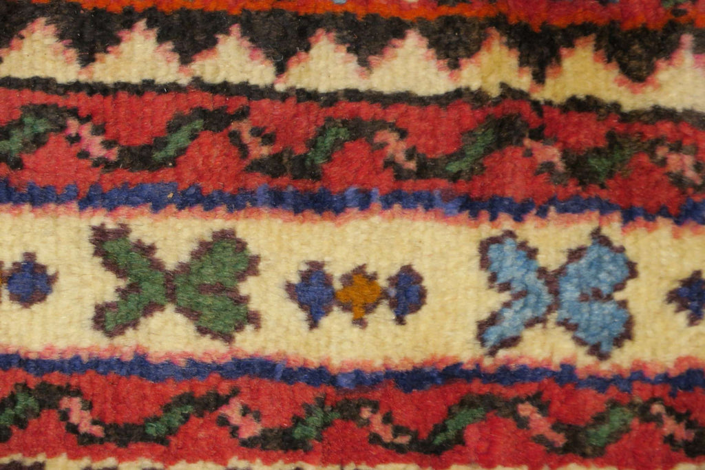 3' 3" x 4' 9" Persian Hamadan Rug