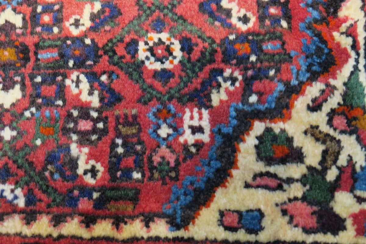 3' 3" x 4' 9" Persian Hamadan Rug