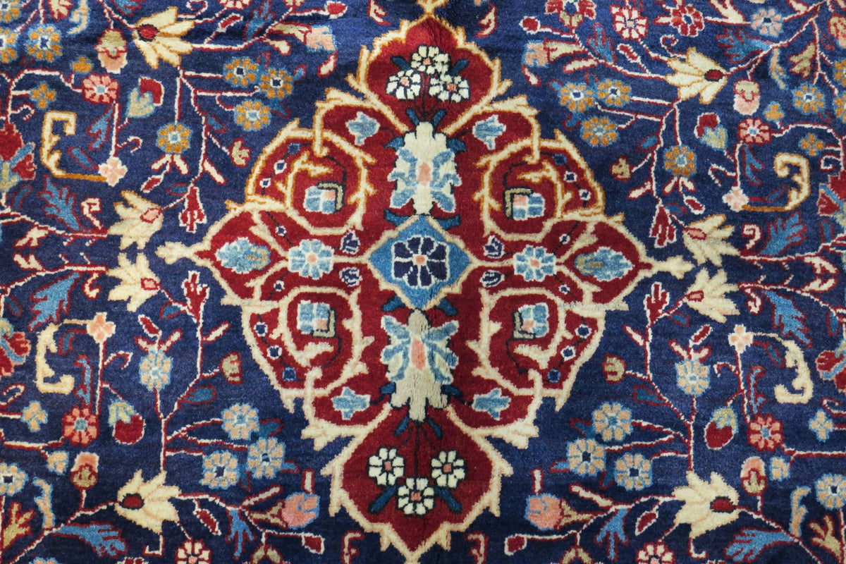 3' 5" x 5' 1" Persian Sarouk Rug