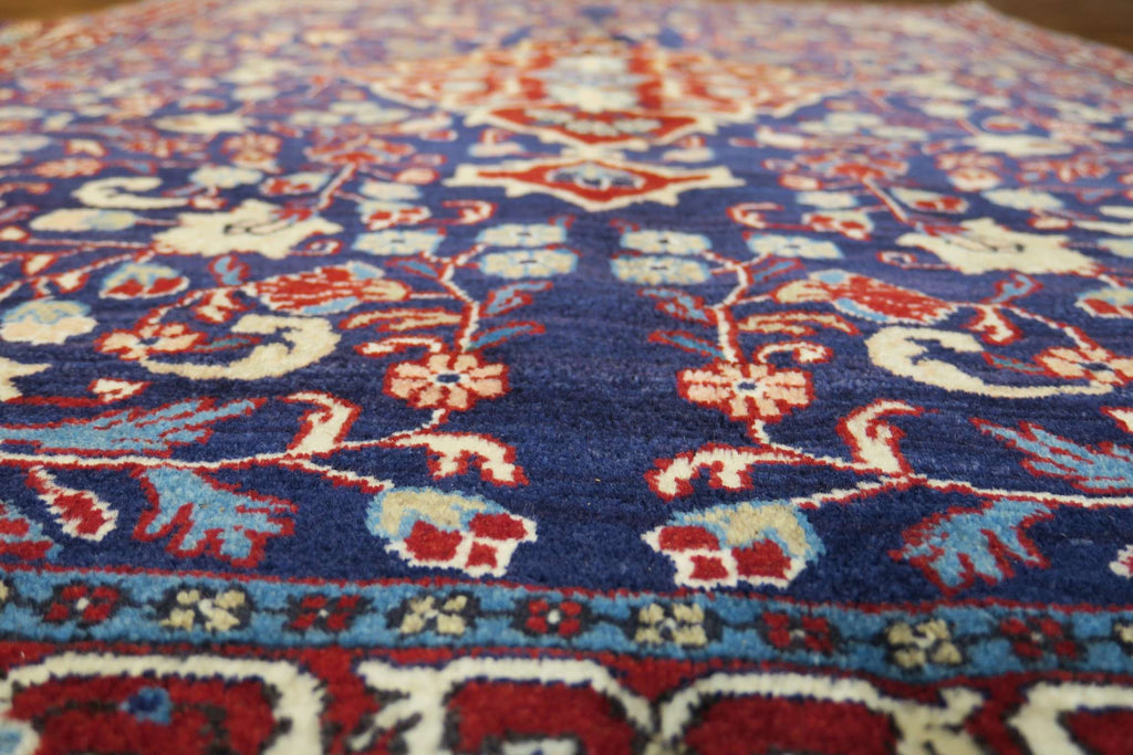 3' 5" x 5' 1" Persian Sarouk Rug