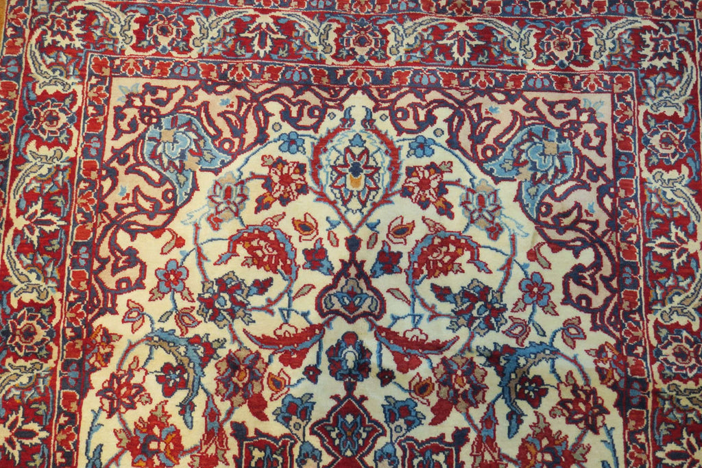3' 4" x 5' 3" Persian Najafabad Rug