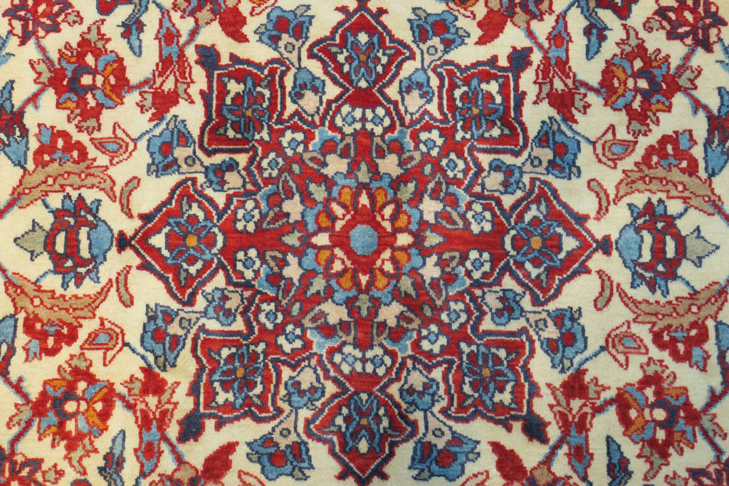 3' 4" x 5' 3" Persian Najafabad Rug