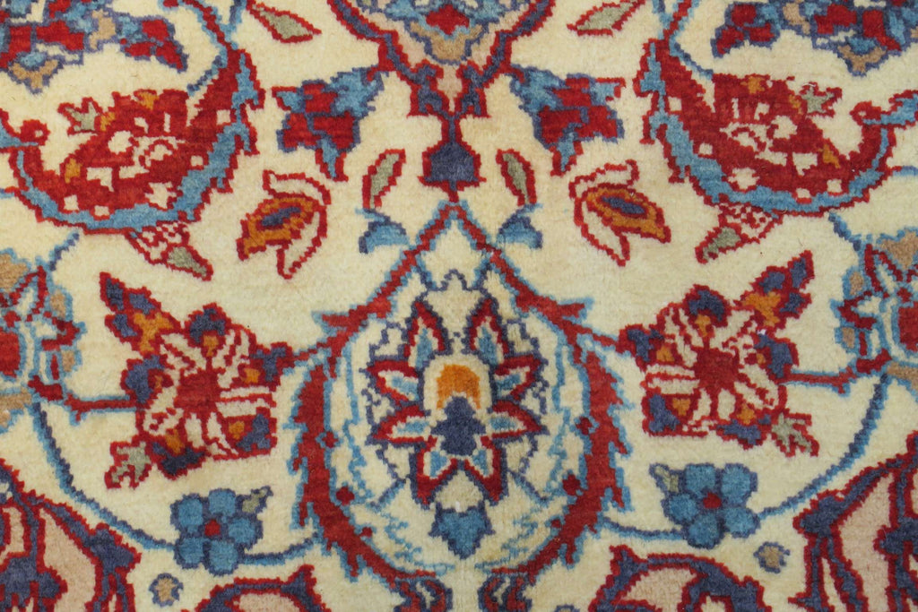 3' 4" x 5' 3" Persian Najafabad Rug
