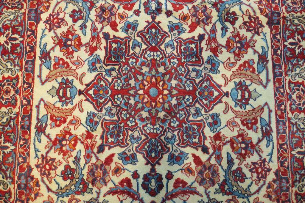 3' 4" x 5' 3" Persian Najafabad Rug