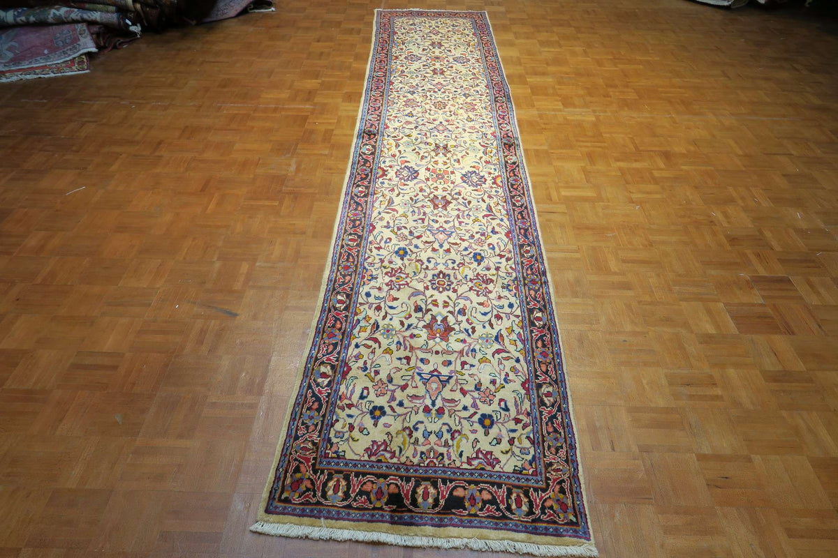 2'8'' x 13'2'' Persian Sarouk Runner