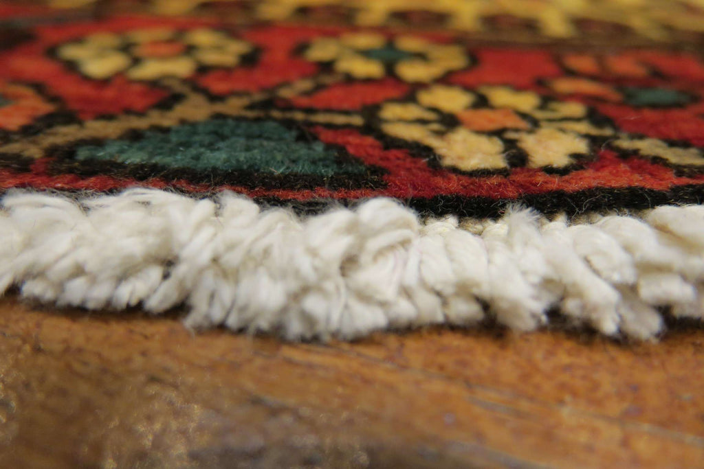 2' 7" x 4' 3" Persian Hamadan Rug