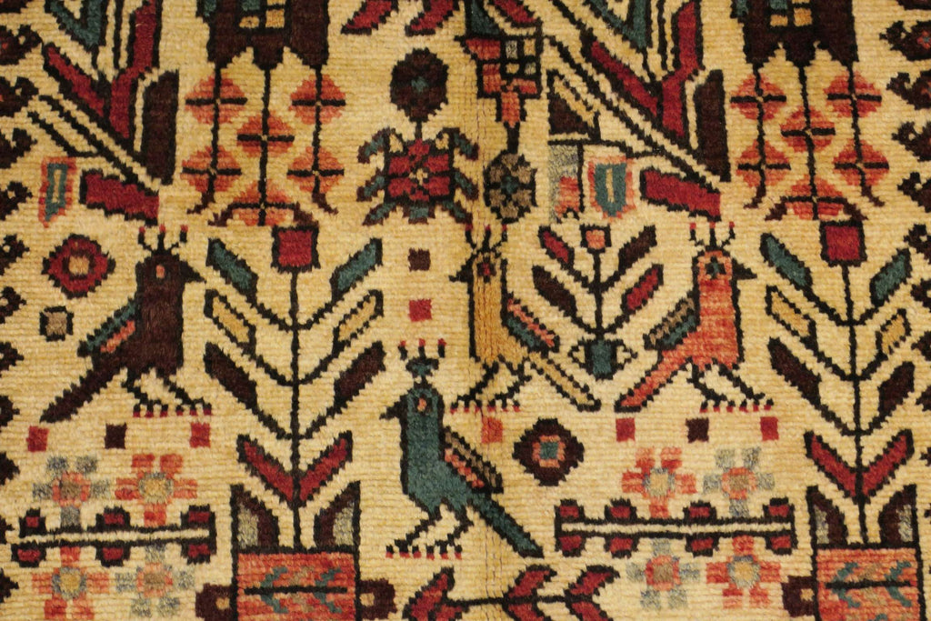 2' 7" x 4' 3" Persian Hamadan Rug