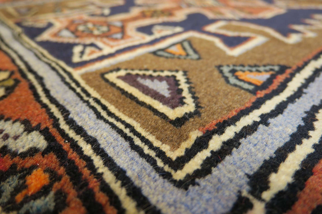 2' 4" x 4' 5" Persian Hamadan Rug