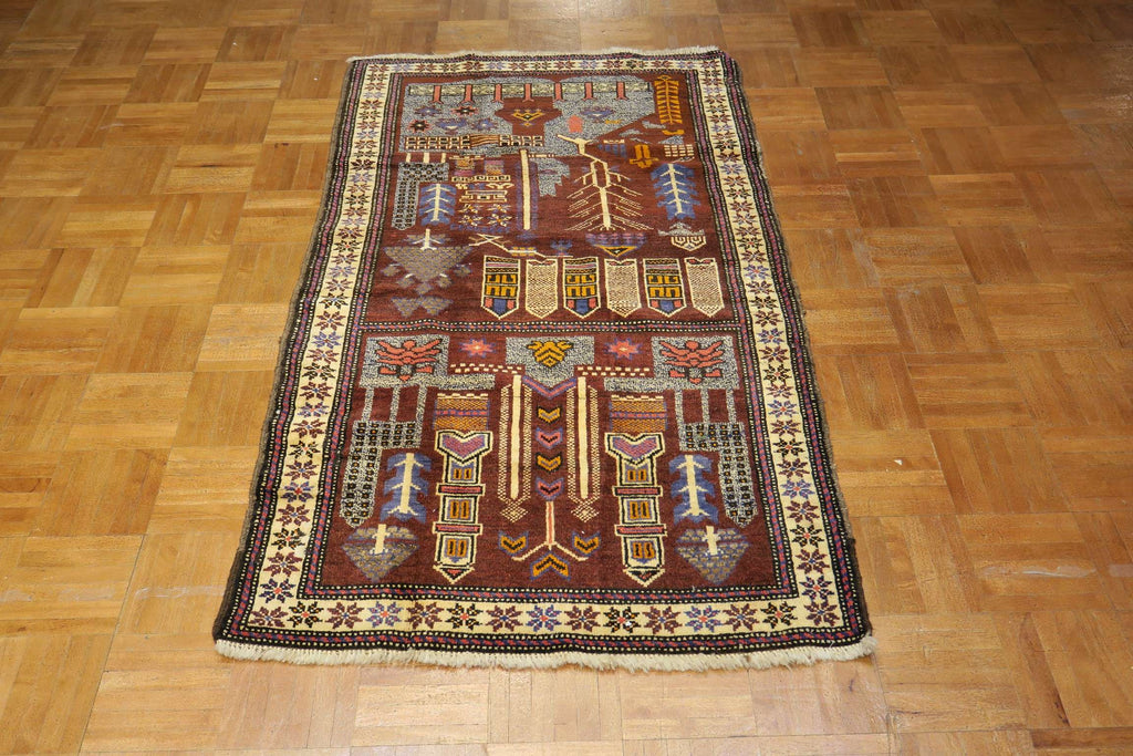 2' 5" x 4' 6" Vintage Baluch Rug