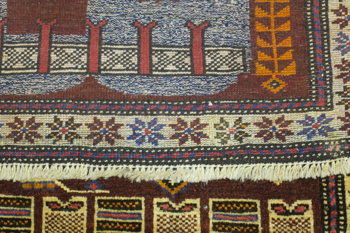 2' 5" x 4' 6" Vintage Baluch Rug