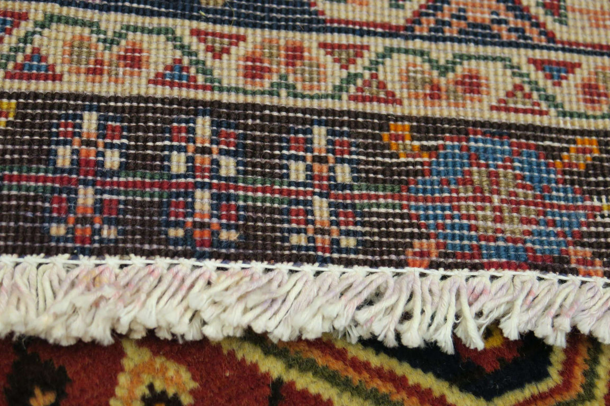 3' 1" x 4' 7" Persian Abadeh Rug