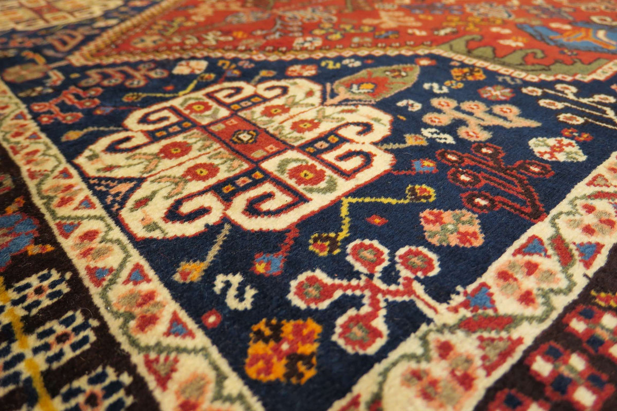 3' 1" x 4' 7" Persian Abadeh Rug
