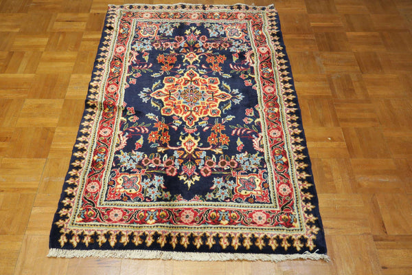 2' 7" x 4' 4" Persian Hamadan Rug