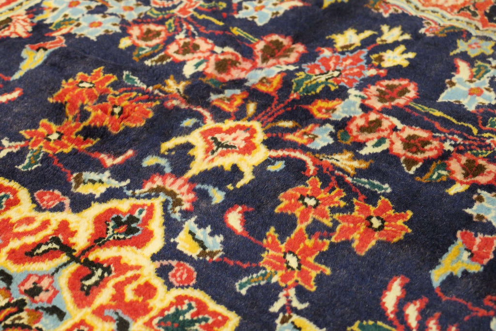 2' 7" x 4' 4" Persian Hamadan Rug