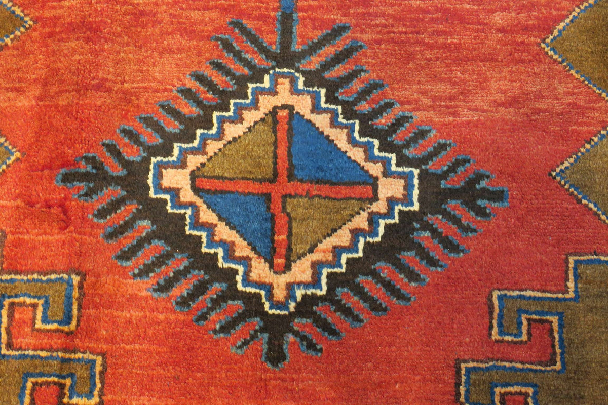 3'4'' x 6'6'' Persian Bakhtiar Rug