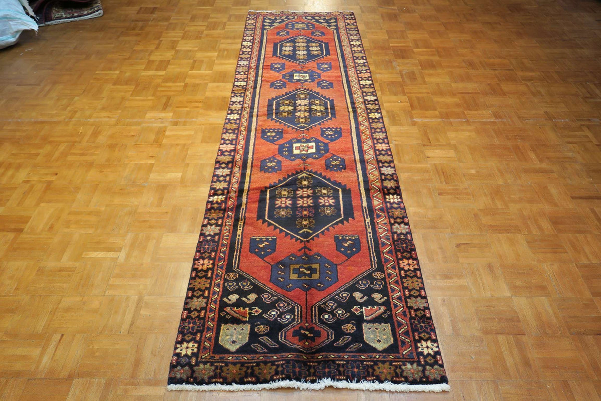 2'8'' x 9'7'' Persian Hamadan Runner
