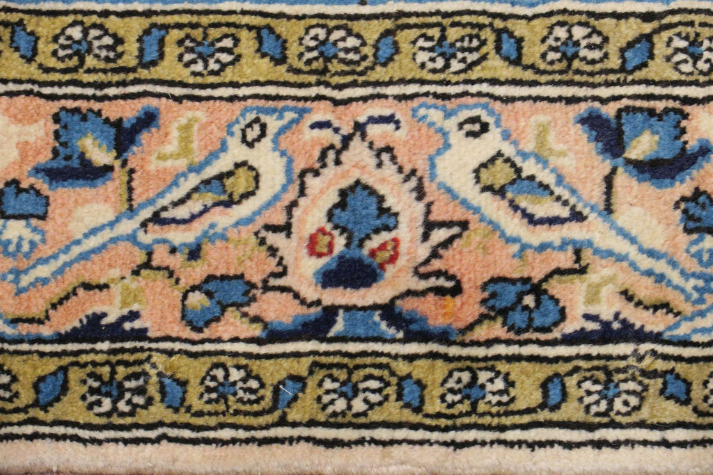 3' 4" x 5' 1" Persian Qoumsheh Rug