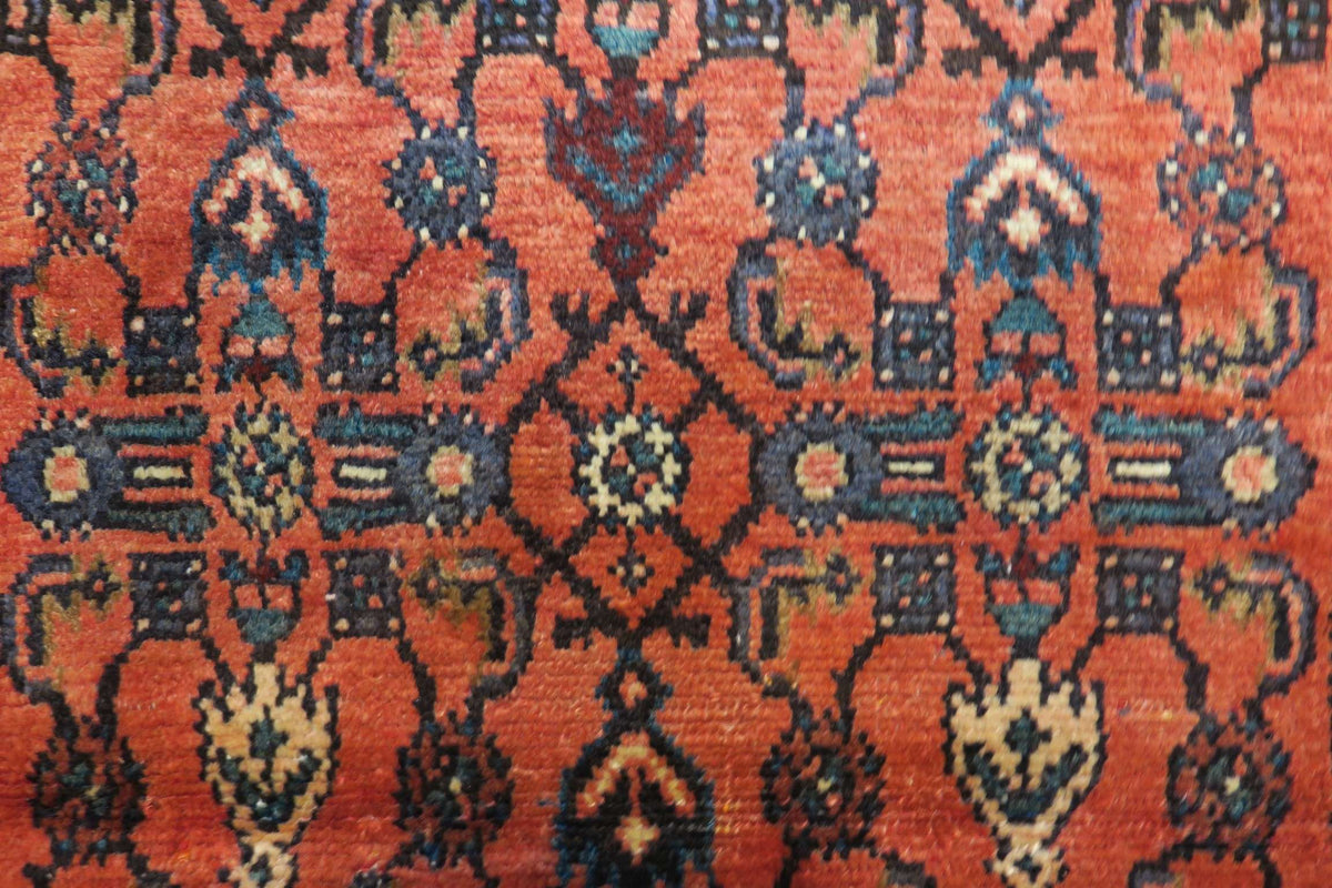 2'9'' x 9'7'' Persian Hamadan Runner