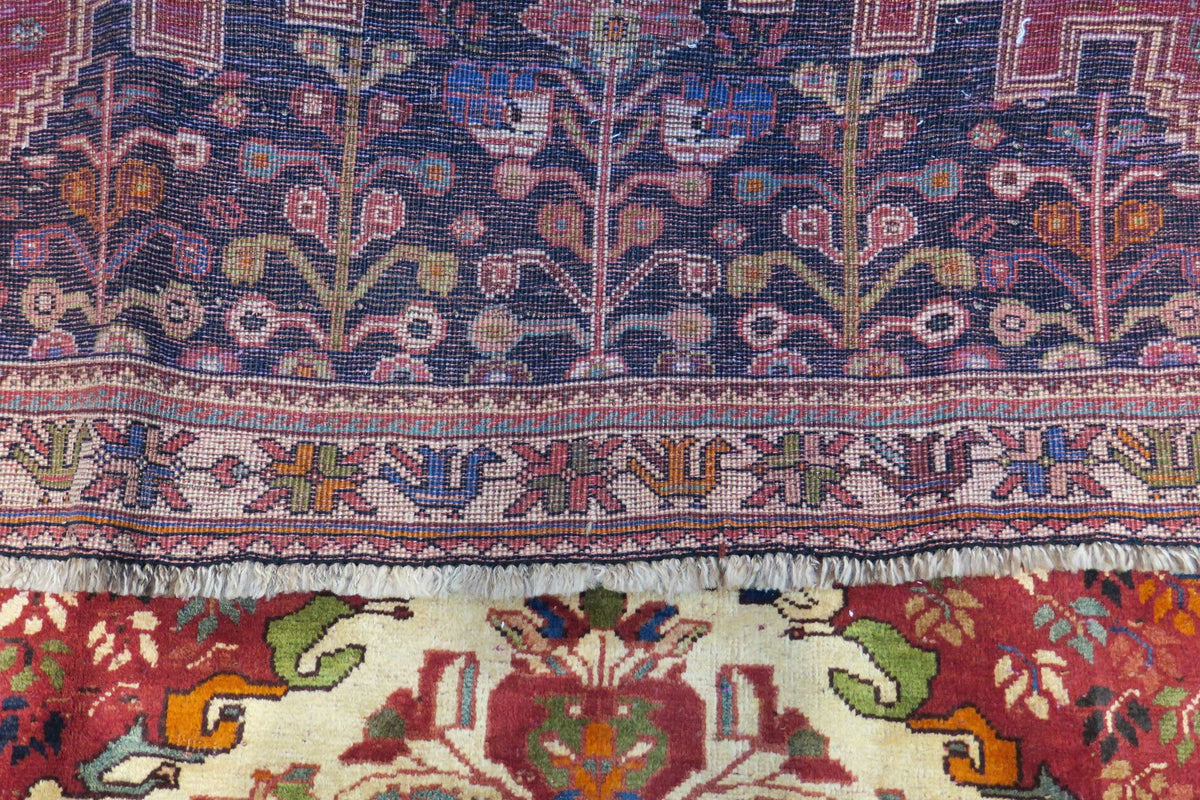 5' 6" x 8' 9" Persian Shiraz Rug