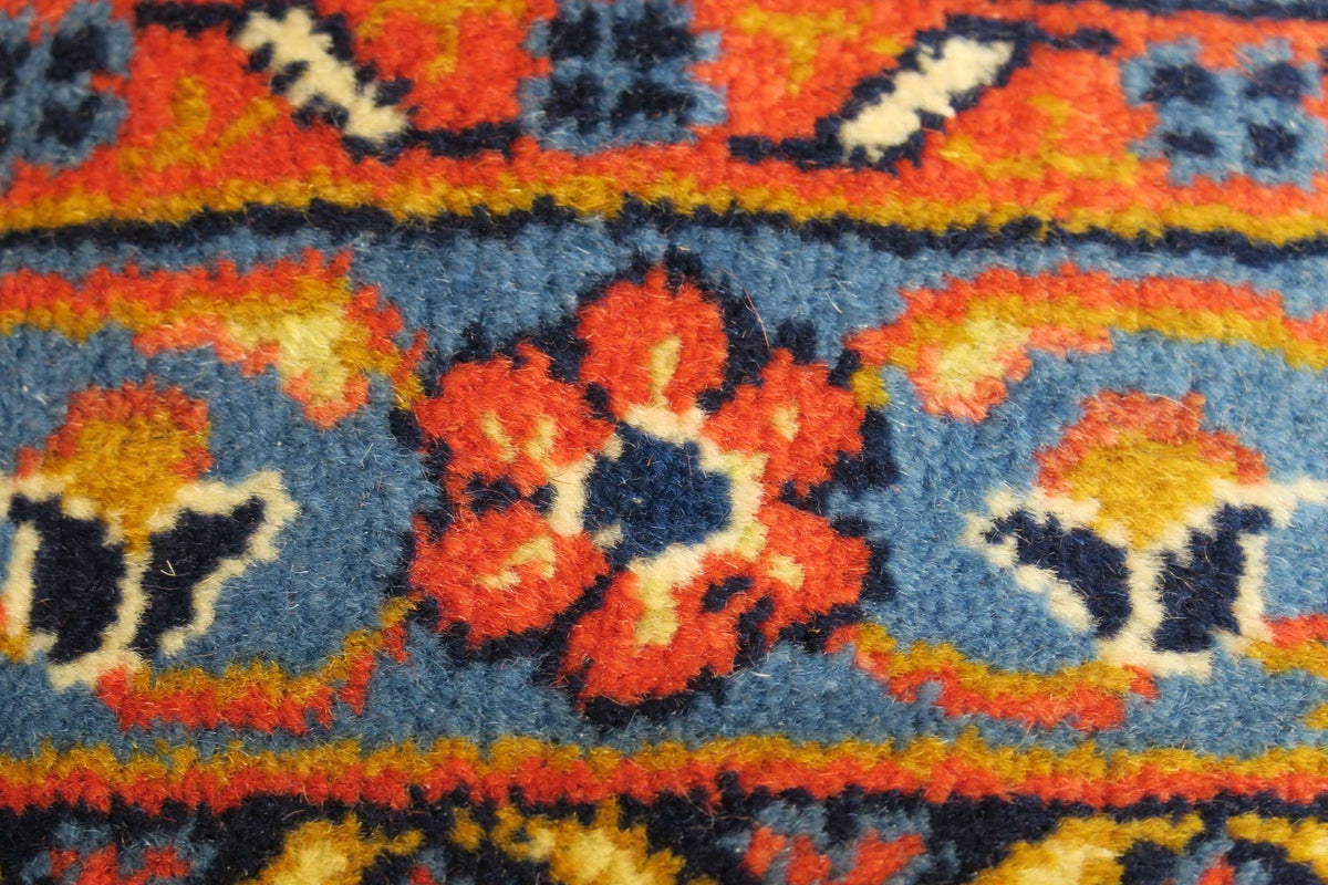8' 0" x 11' 7" Persian Sarouk Rug