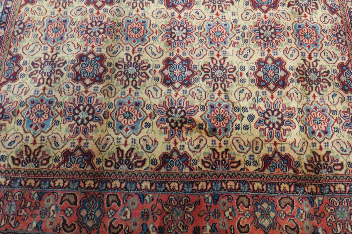 4' 6" x 6' 6" Persian Shahrbaft Rug