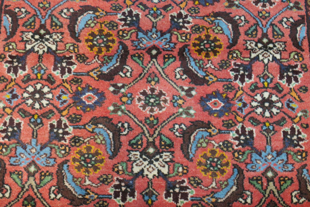 2' 7" x 3' 5" Persian Hamadan Rug