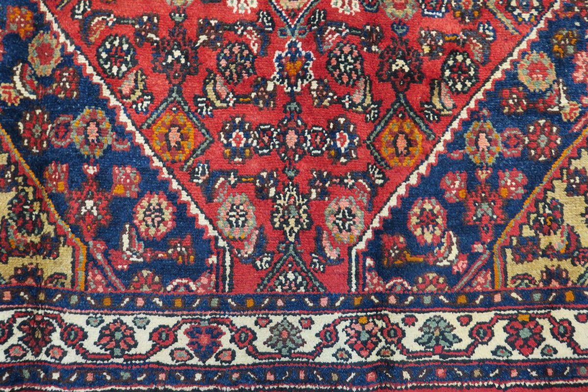 4' 4" x 7' 0" Persian Hamadan Rug