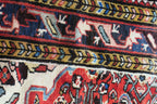 5' 1" x 6' 8" Persian Hamadan Rug