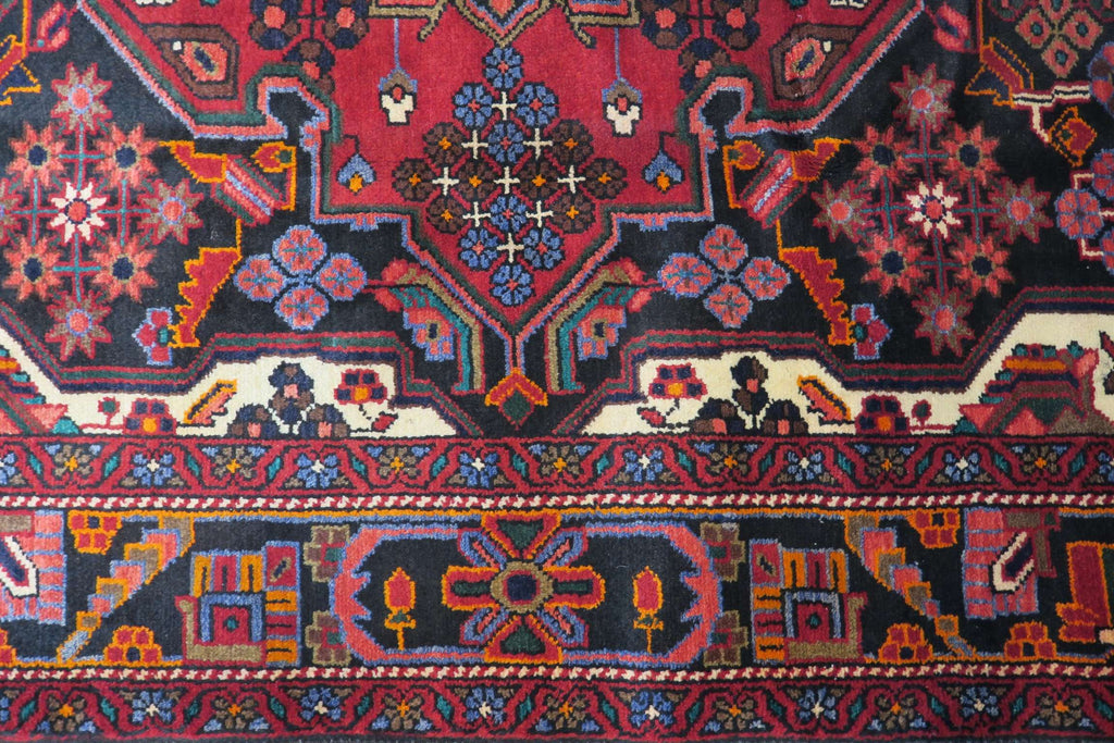5' 2" x 7' 6" Persian Hamadan Rug