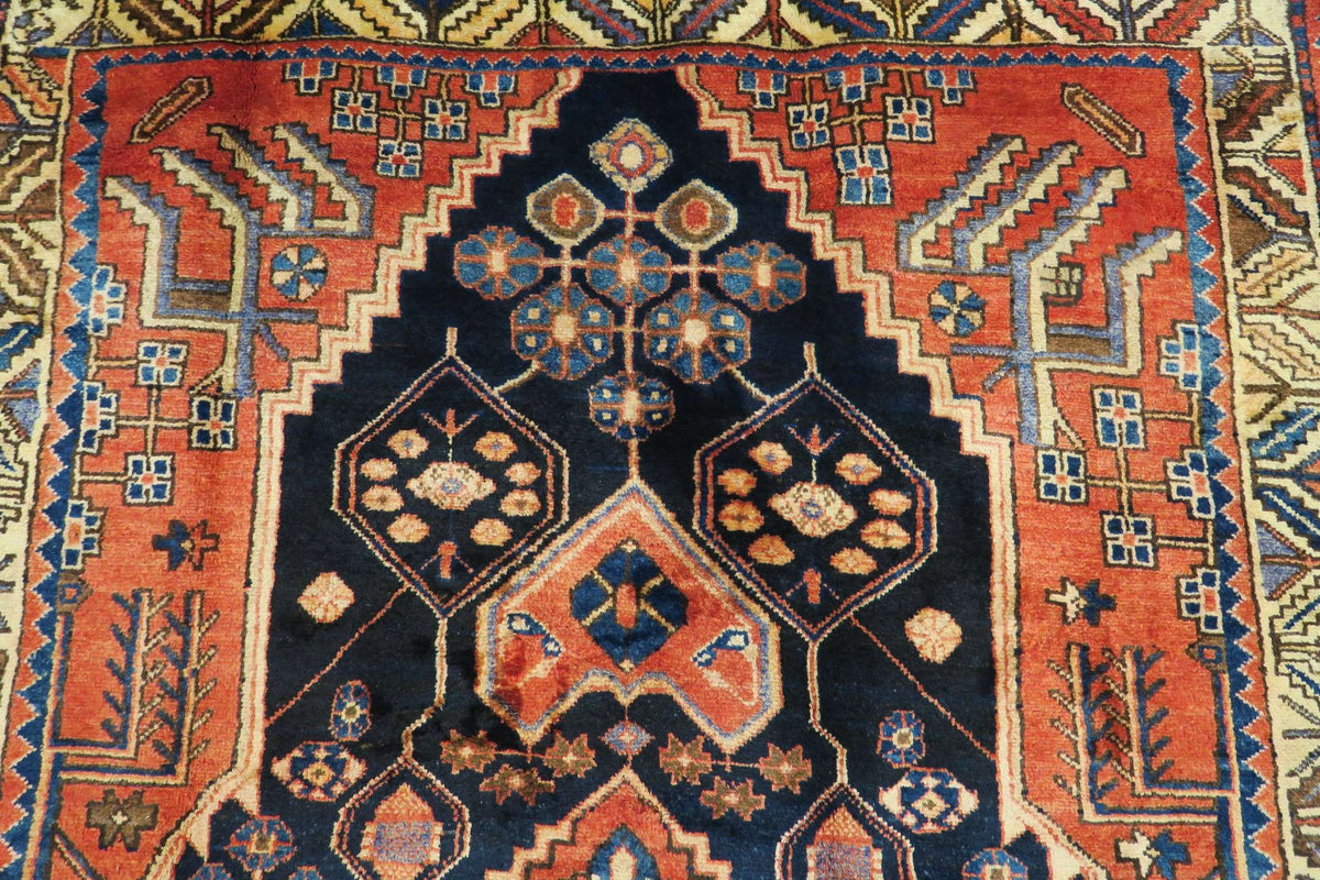 4' 4" x 7' 0" Persian Hamadan Rug