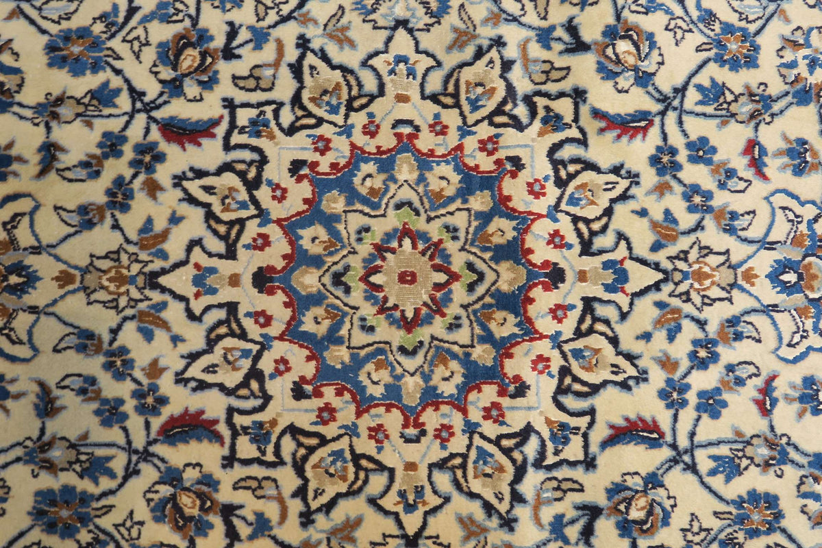 4' 1" x 5' 9" Persian Nain Rug
